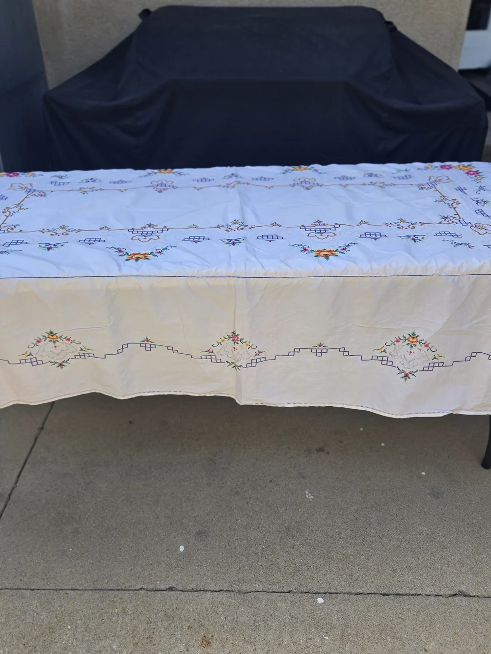 Vintage Cream Tablecloth with Multicolor Floral Embroidery